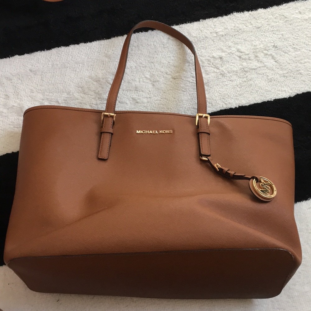Michael Kors jet set laptop tote bag - Picture 4 of 11